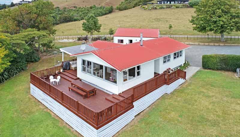 468 Pinnacle Hill Road, Bombay