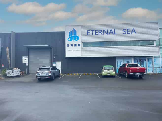 Industrial Location and Parking