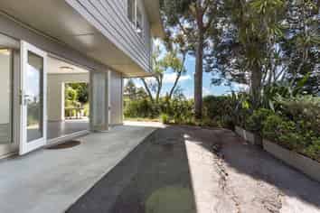 17A Kohu Road, Titirangi