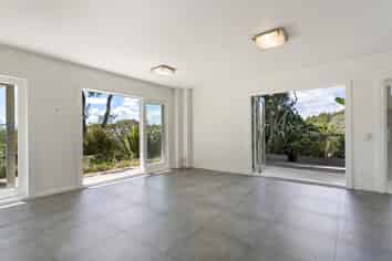 17A Kohu Road, Titirangi