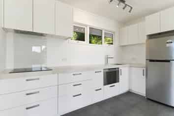 17A Kohu Road, Titirangi