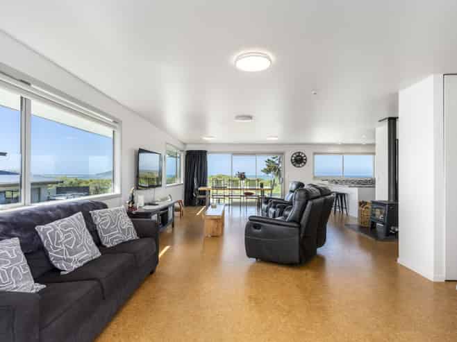 123 Moturata Road, Taieri Beach