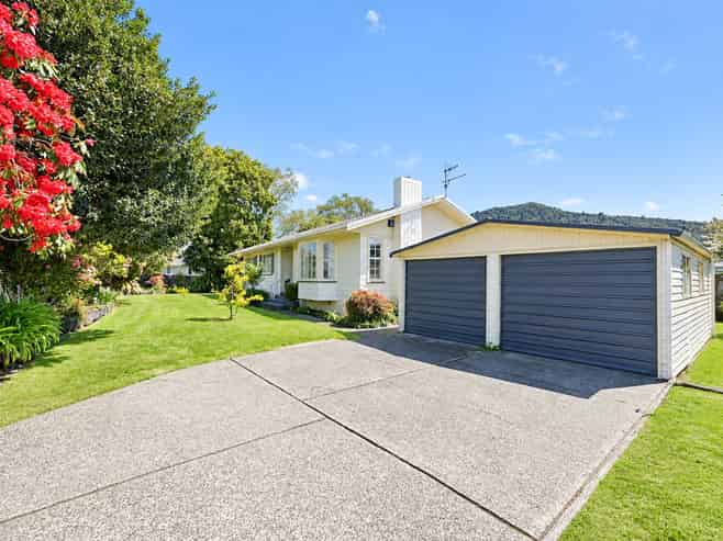 1 Beryl Place, Pukehangi