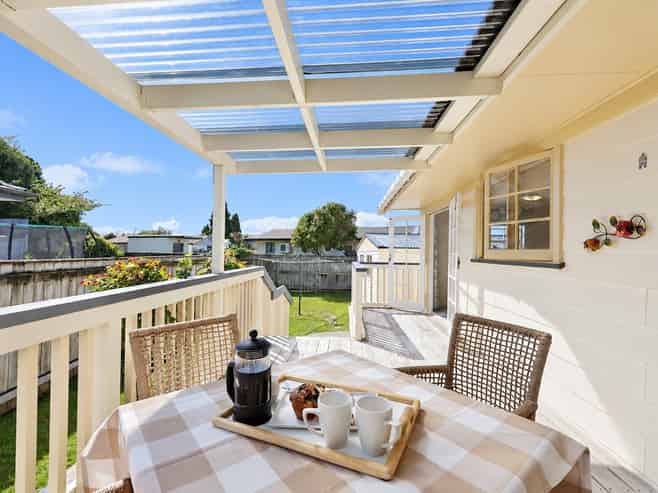 1 Beryl Place, Pukehangi