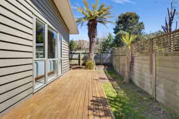 57a Iles Road, Lynmore