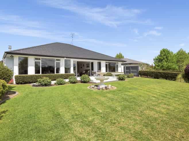 26 North Bay Road, Pyes Pa