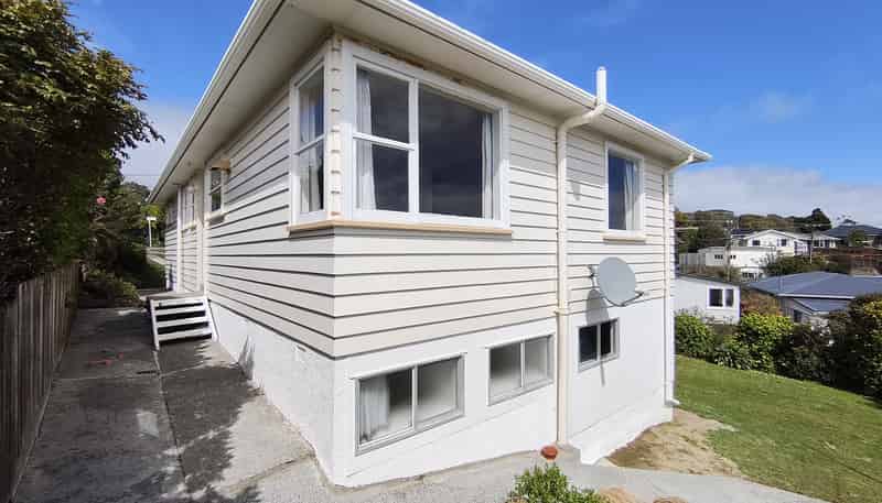 3 Griffiths Grove, Newlands