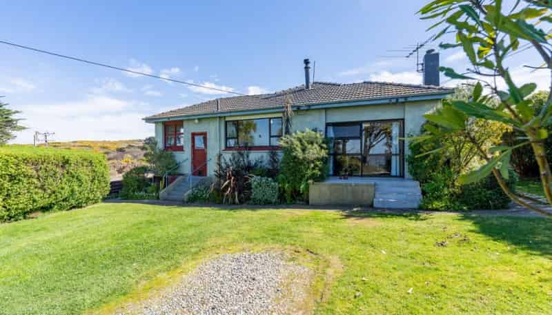 16 Nichol Road, Bluff
