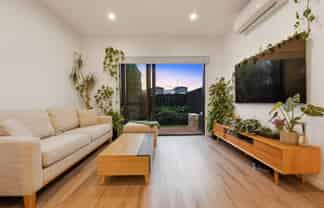 18 Kiato Lane, Flat Bush