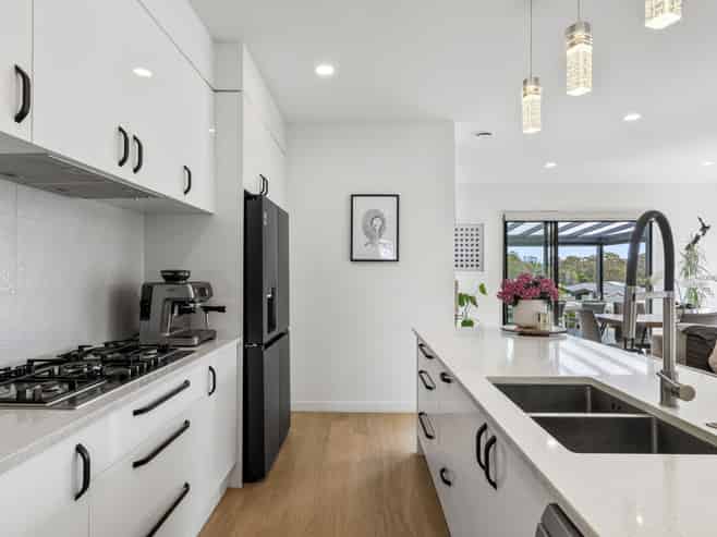 15 Tautoru Avenue, Orewa