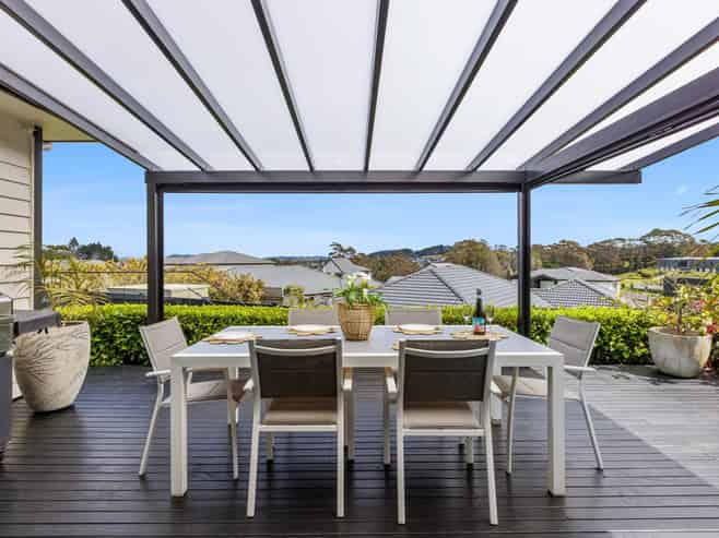 15 Tautoru Avenue, Orewa