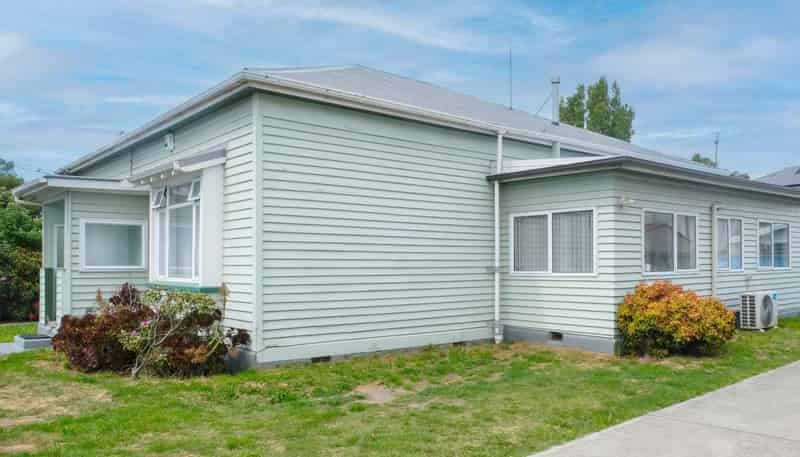 44 Hastings Street West, Sydenham
