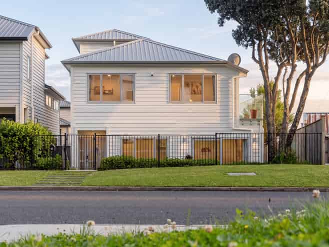11 Manuwai Road, Torbay