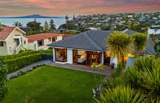 7 Brighton Terrace, Mairangi Bay