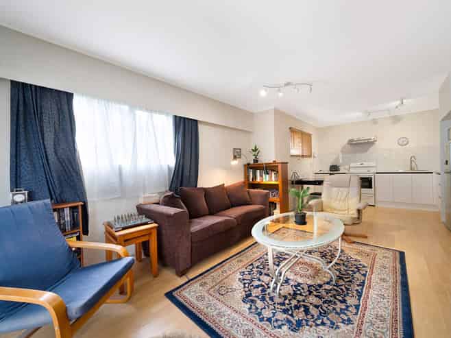 3/293B Hillsborough Road, Hillsborough