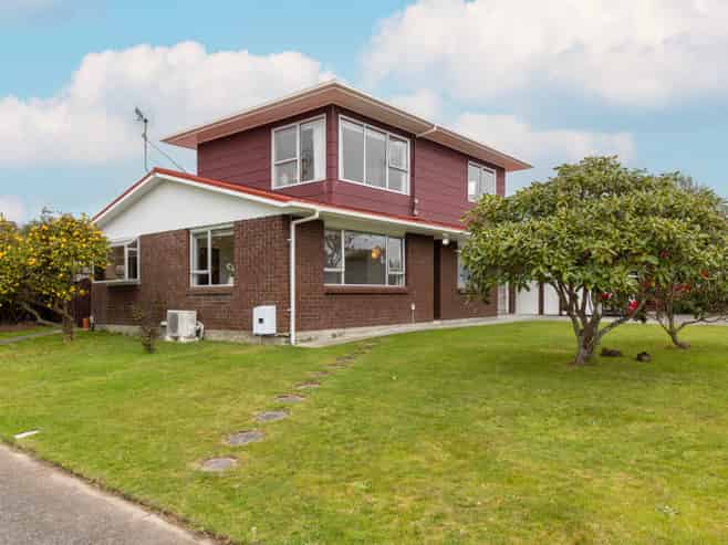 54 Belvedere Avenue, Waikanae