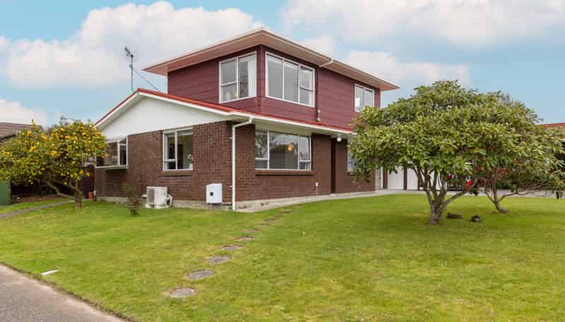 54 Belvedere Avenue, Waikanae