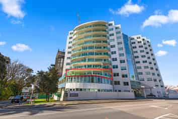 202/6 Durham Street (Kingsview Apartments), Tauranga Central