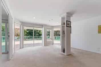 202/6 Durham Street (Kingsview Apartments), Tauranga Central