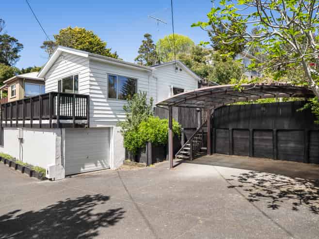 21 Archers Road, Hillcrest