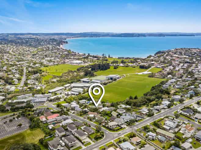 12 Delshaw Avenue, Stanmore Bay