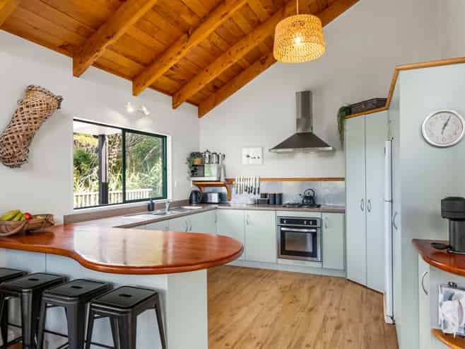 349 Blind Bay Road, Great Barrier Island (Aotea Island)