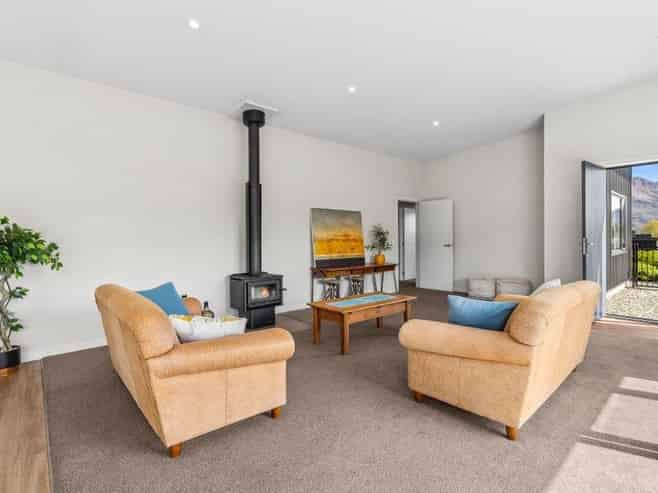 4 Kahu Close, Wanaka