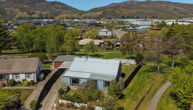 9 Linrosa Place, Cromwell