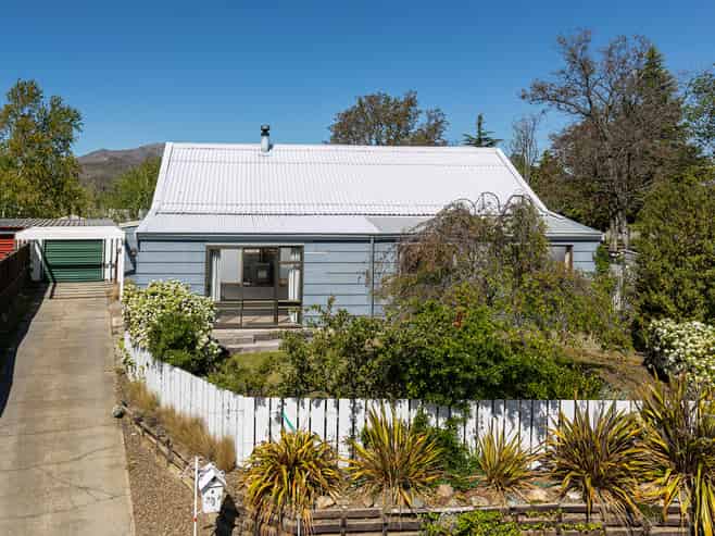 9 Linrosa Place, Cromwell