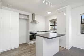 24 Gladstone Road, Richmond