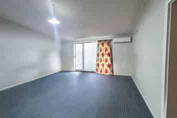 3/124 William Street, Ashburton