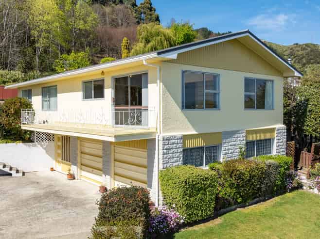43 Marlborough Crescent, Richmond