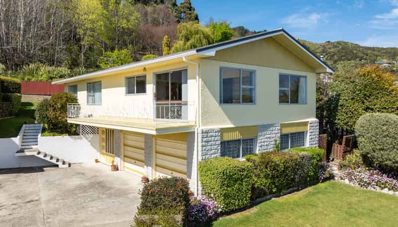 43 Marlborough Crescent, Richmond