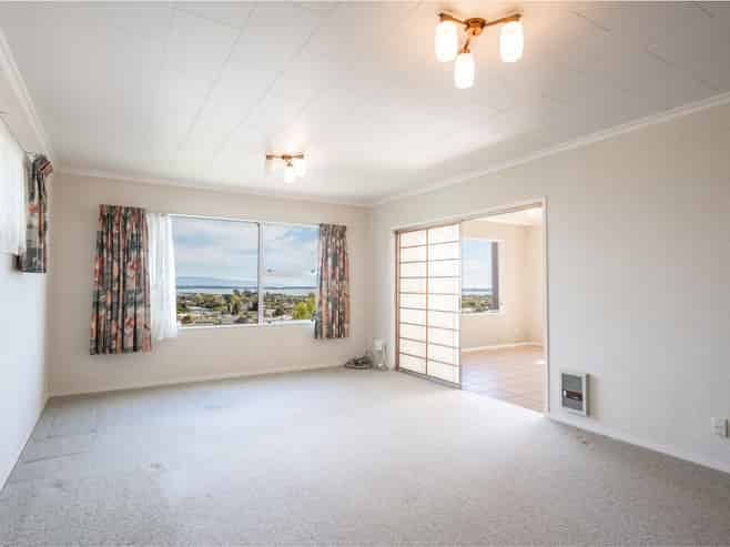 43 Marlborough Crescent, Richmond