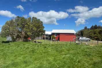 1110 Kaweora Road, Opunake