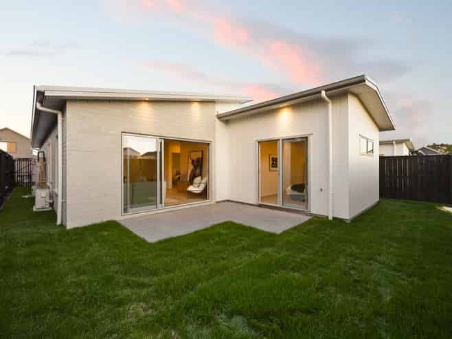 19 Halley Drive, Chartwell