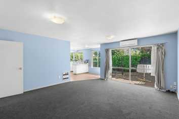 2/152 Main South Road, Sockburn