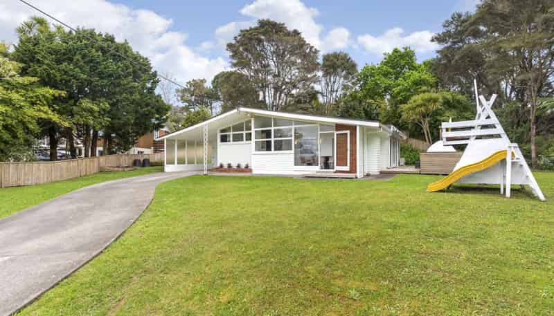 246 Glengarry Road, Glen Eden