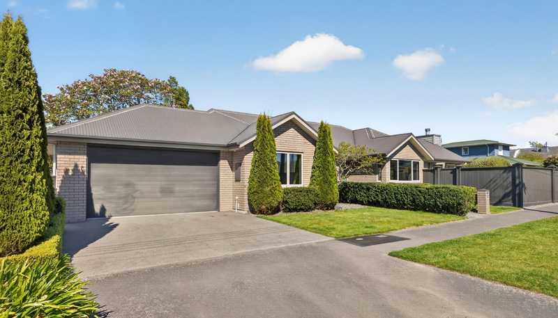 55A Englefield Road, Northwood