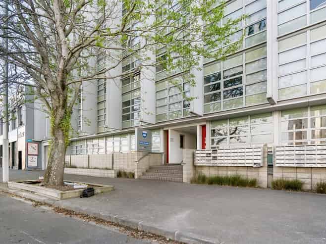712/133 Beach Road, Auckland Central