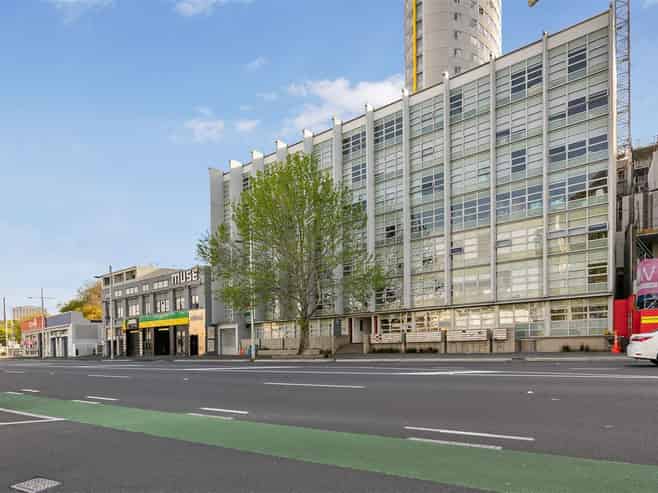 712/133 Beach Road, Auckland Central