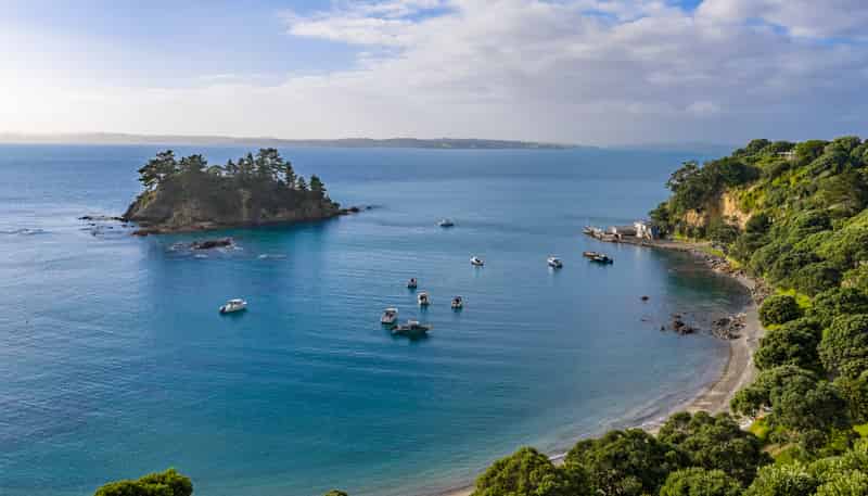 4 Marine Park Avenue, Rakino Island