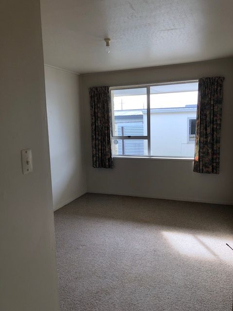 3 Bedroom Allenton 5