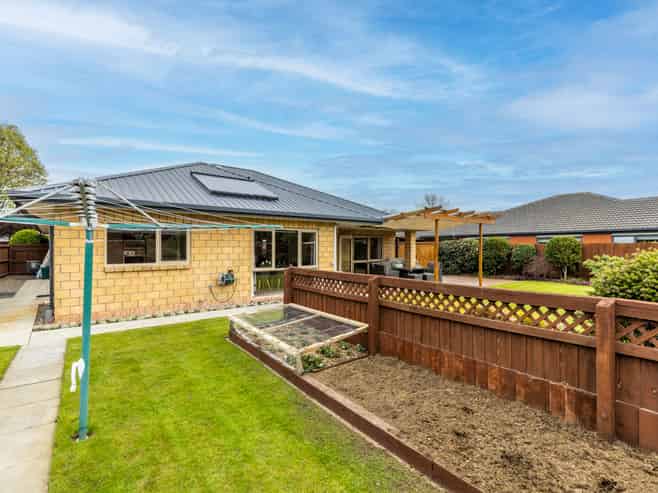 4 Montego Close, Shirley