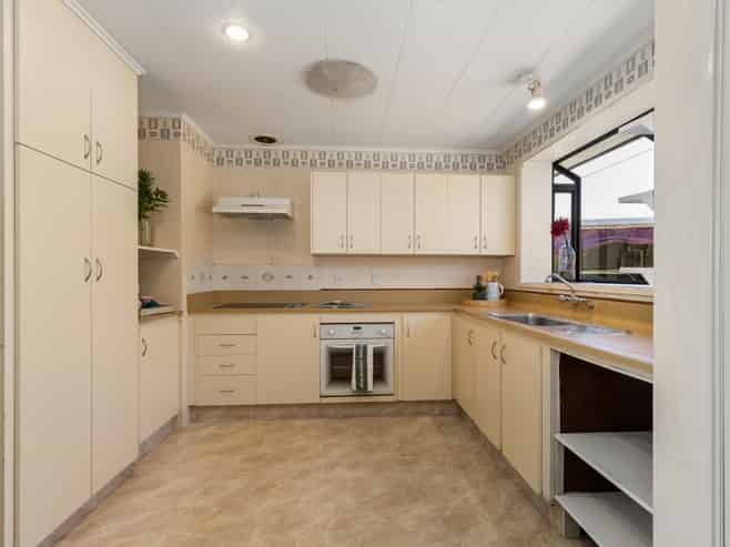 23 Hillcrest Avenue, Witherlea