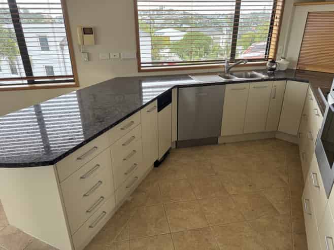 C/32 Devore  Street, Saint Heliers