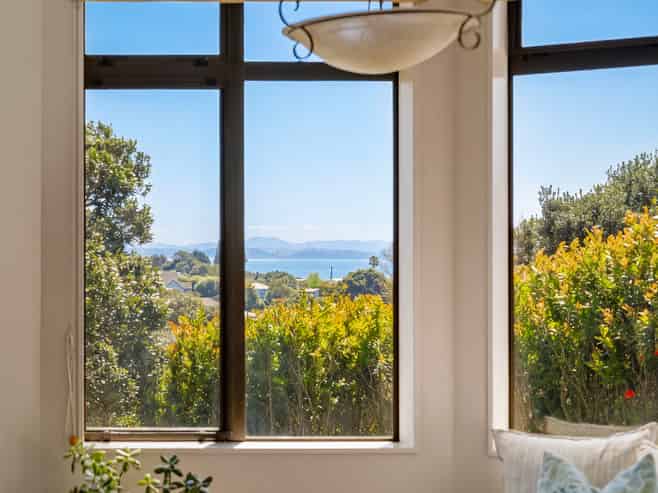 236 Alec Craig Way, Gulf Harbour