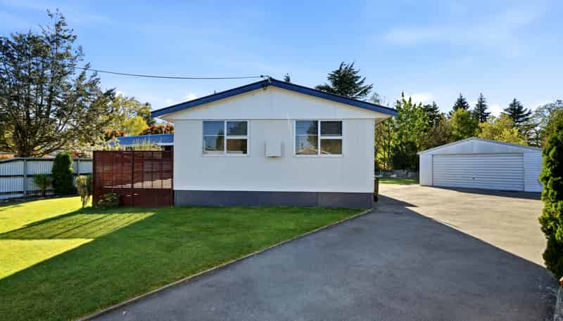 39 Jollie Road, Twizel