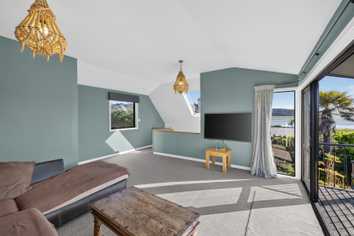 114 Rocking Horse Road, Southshore