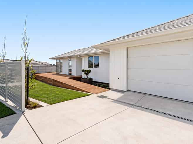 16B Atutahi Street, Hurdon